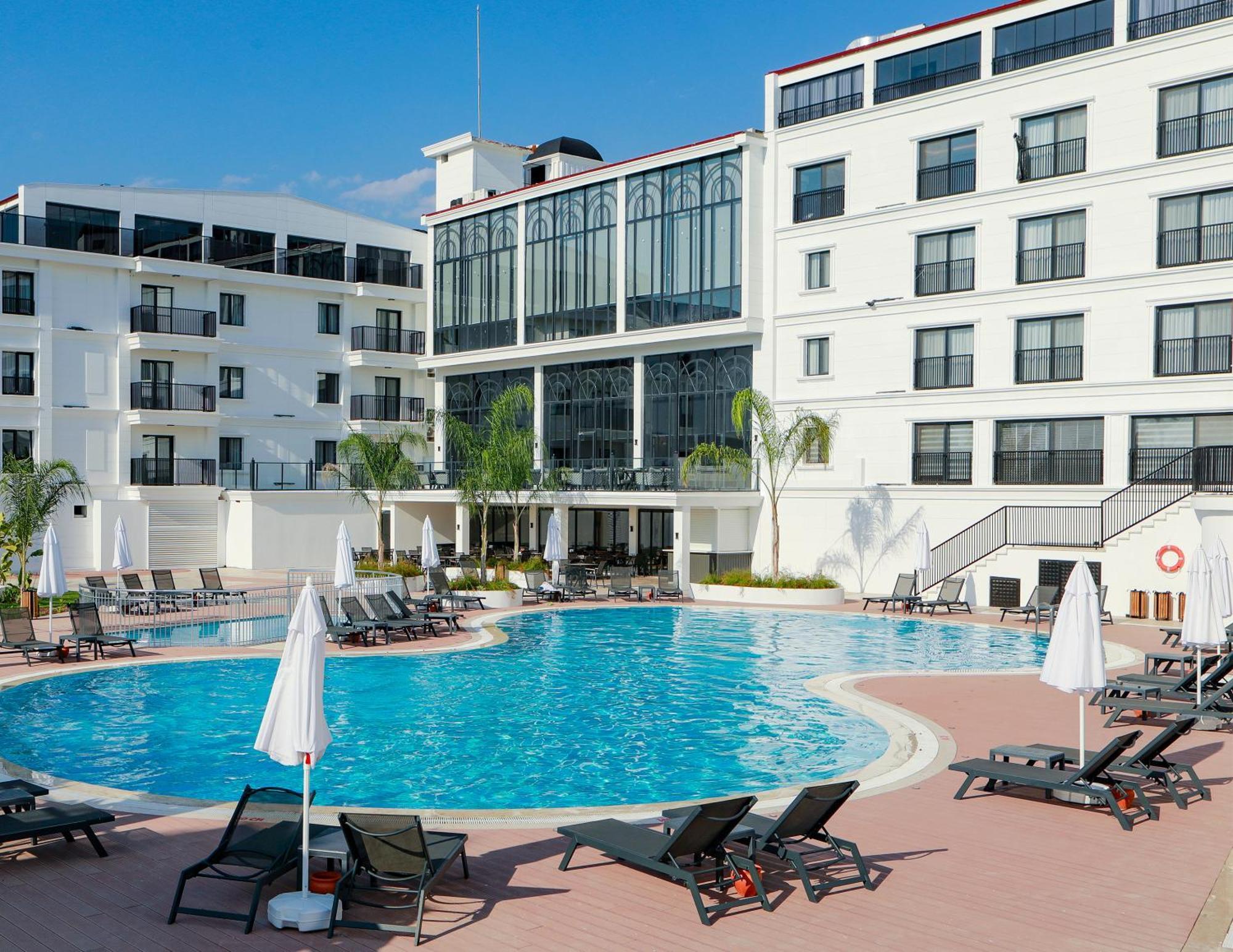 Ramada By Wyndham Dalaman Exterior foto
