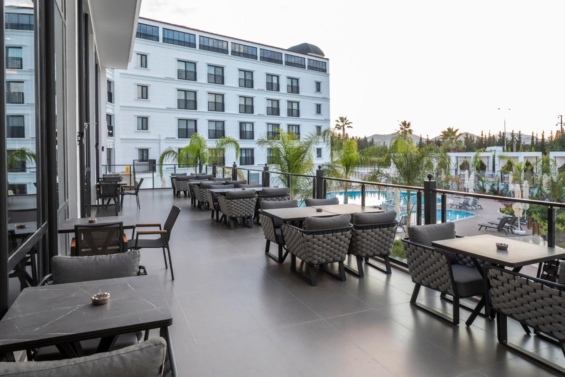 Ramada By Wyndham Dalaman Exterior foto